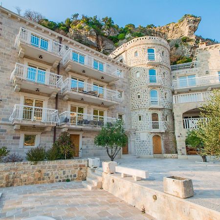 Apartments Pietra Mare Petrovac Exteriör bild