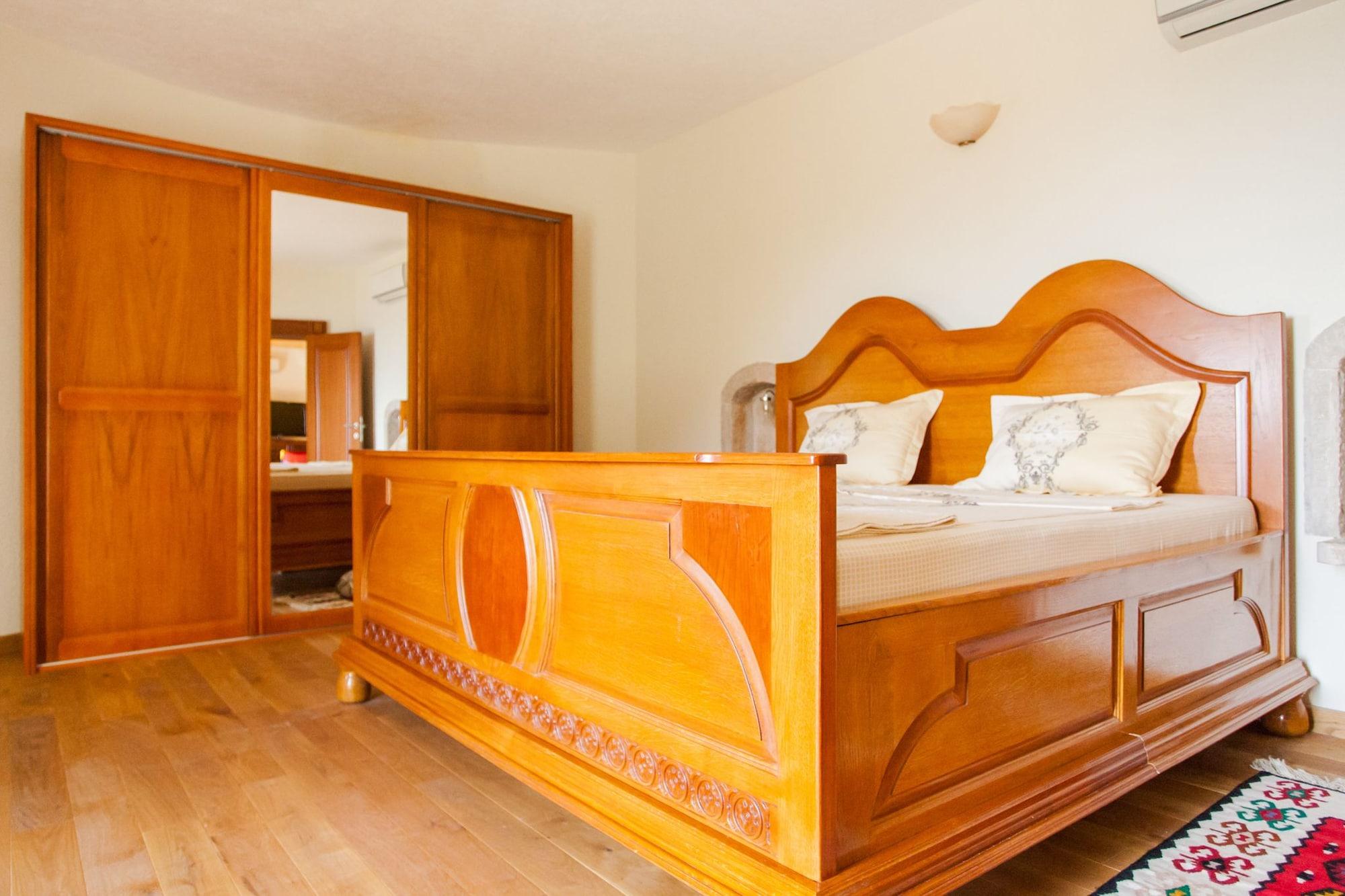 Apartments Pietra Mare Petrovac Exteriör bild