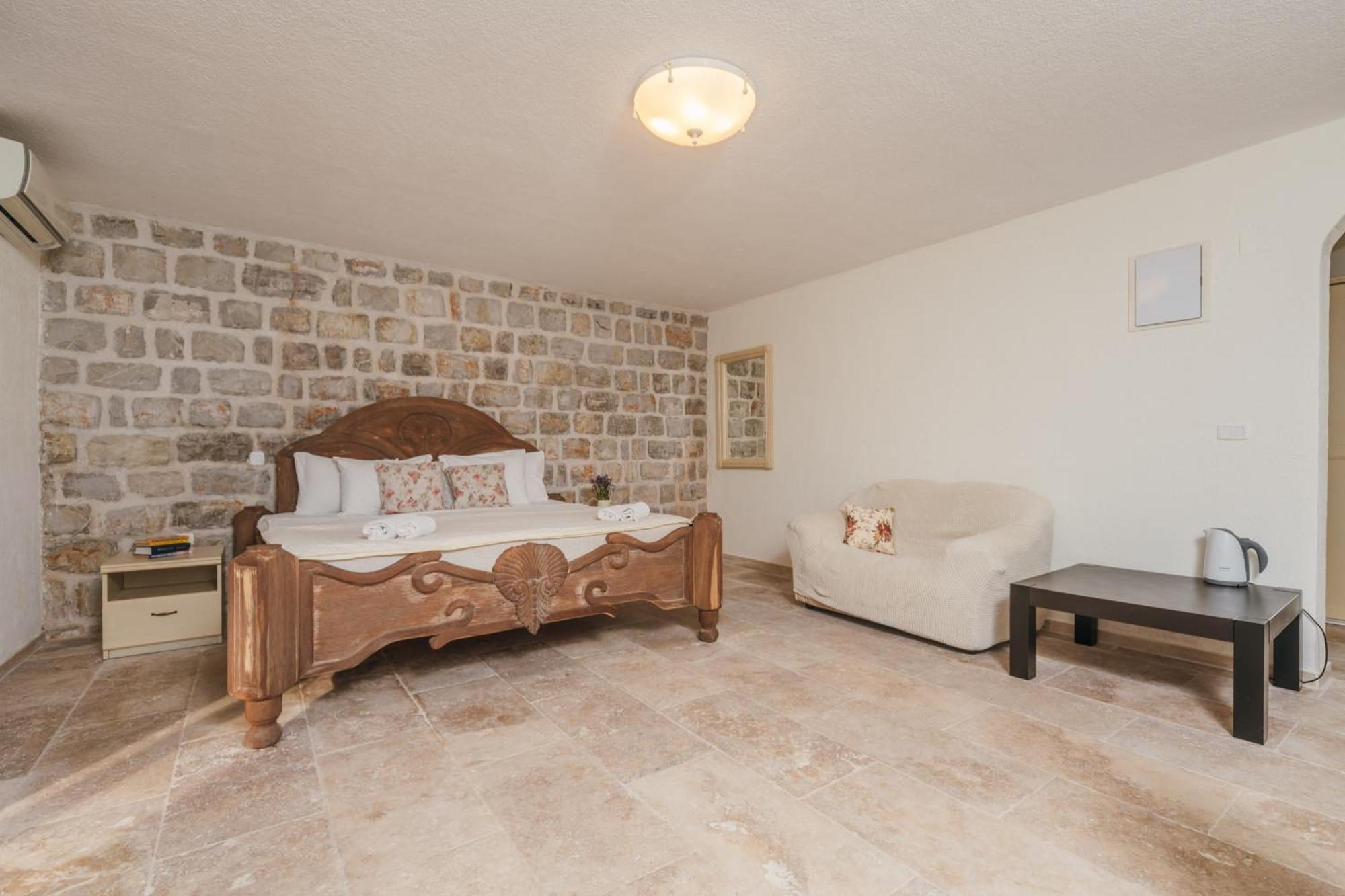 Apartments Pietra Mare Petrovac Rum bild
